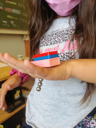 Wo wirken Magnete hindurch?
