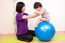 発達障害、体幹、姿勢、安定、感覚のバランス