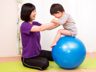 発達障害、体幹、姿勢、安定、感覚のバランス