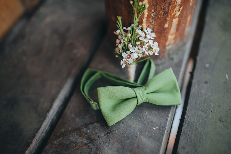 Grooms Bow Tie et Corsage