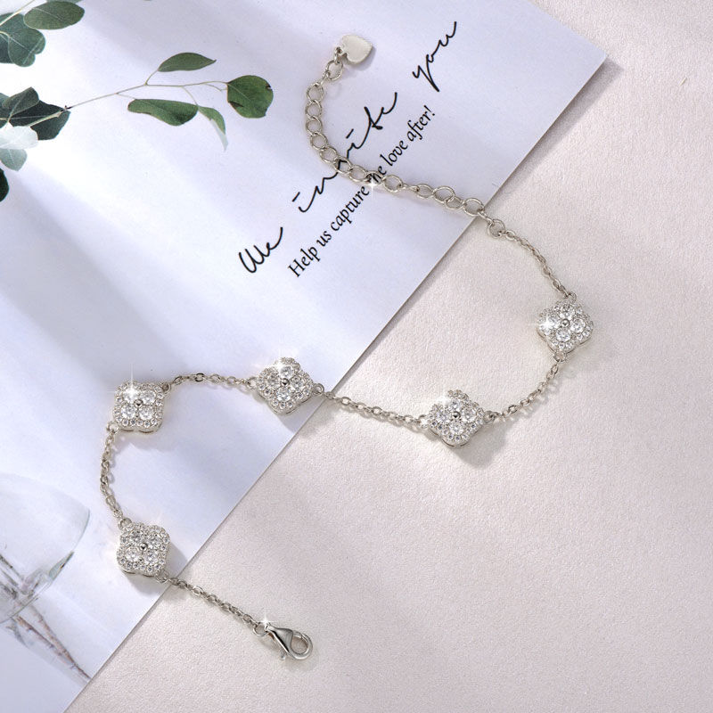Thumbnail: Rrjzz Clover Moissanite Women Bracelet D Color VVS1 Lab Imitation Diamond Round 