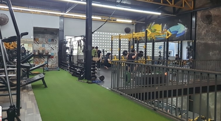upstairs at Naomi Gym