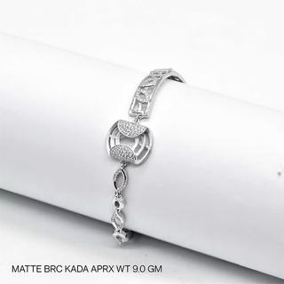How to Choose a Unique Silver Bracelet for Women