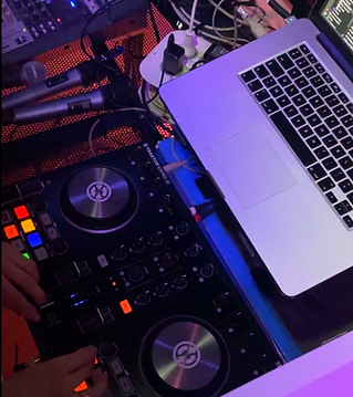 DJ (1).png