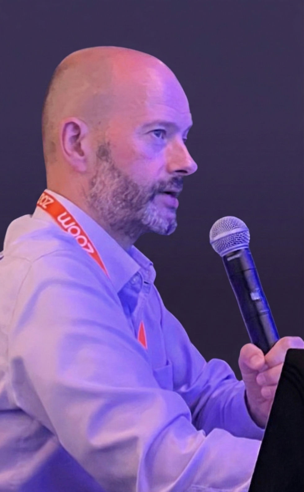 Tim Banting, speaking at a conference. Founder and Principal Analyst of So What?, Now What!