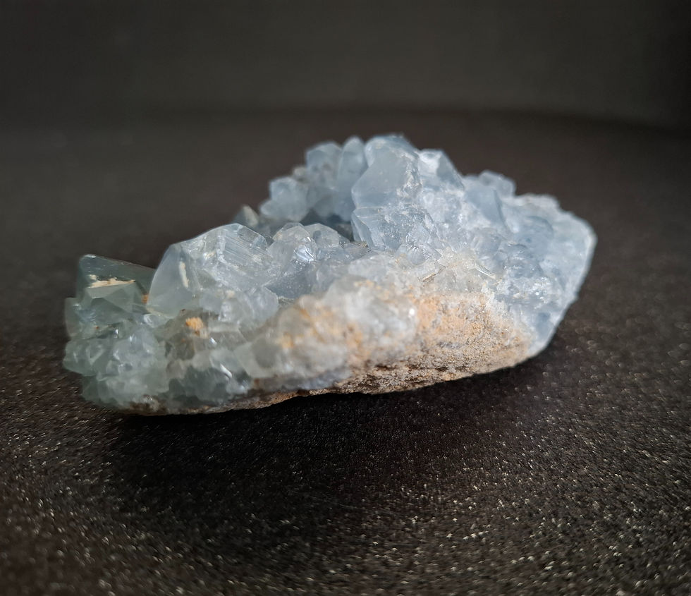 Thumbnail: Celestien edelsteen – steen van rust, helderheid, intuïtie en verbinding met engelenenergie