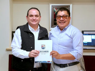Empresarios y representantes de cámaras de comercio participando en una ronda de negocios B2B durante el Encuentro de Negocios Los Cabos 2026.