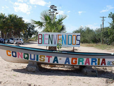 Mapa de lotificación y diseño urbano para el nuevo proyecto de vivienda social en la comunidad de Conquista Agraria, BCS 2026.