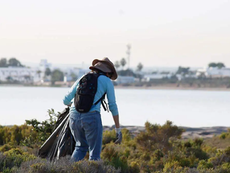 Infografía sobre la jerarquía de residuos aplicada a la prevención de contaminación en las playas de La Paz, Baja California Sur.