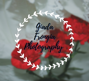 Grigio Cerchio Foglie Floreale Logo.png