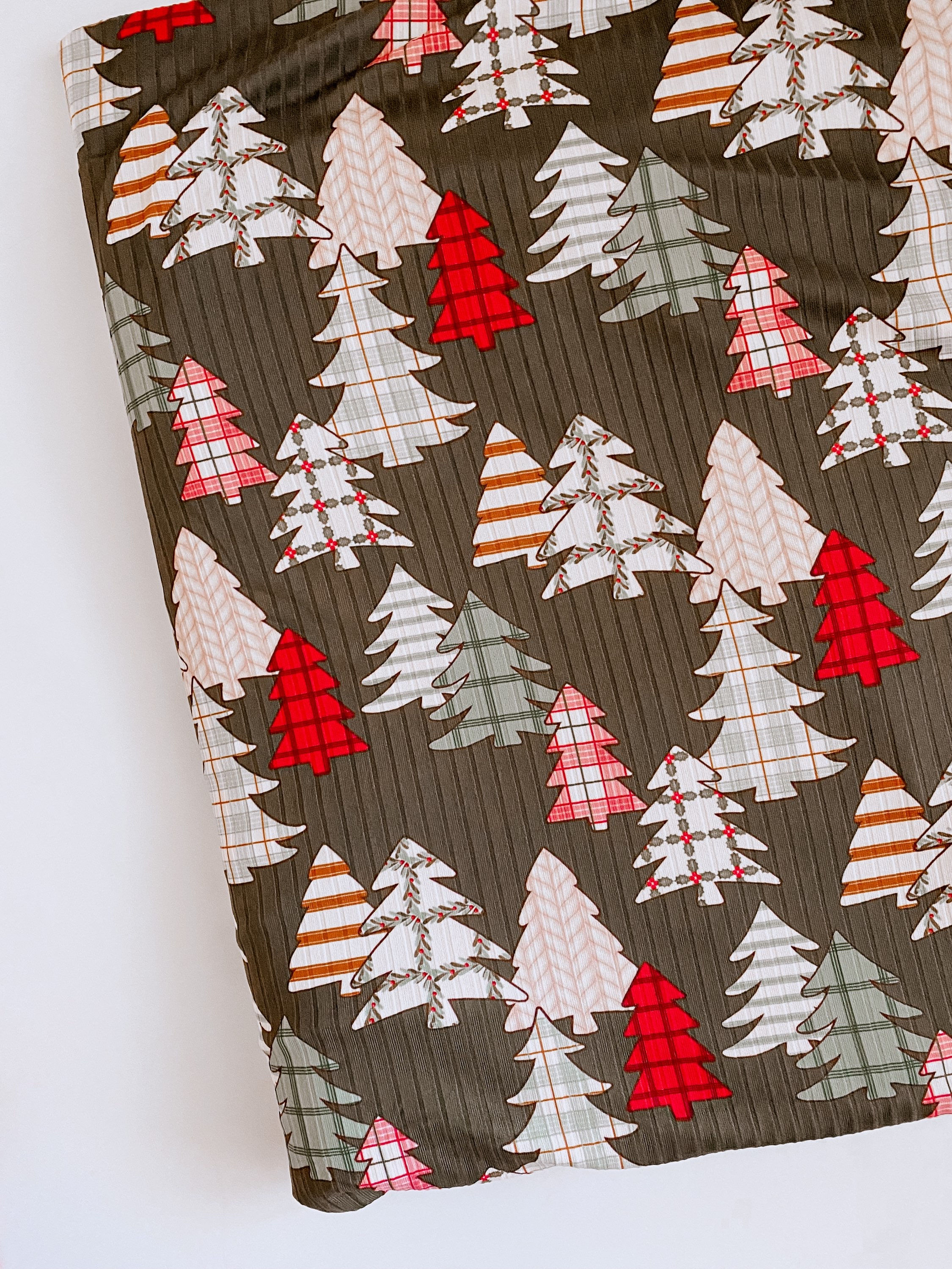 Christmas Trees Two-Piece Set