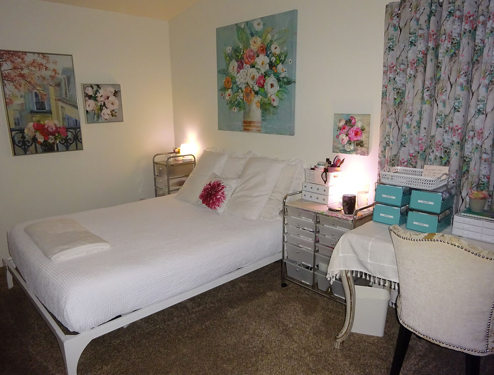Kathryn Bechen bedroom organizing and decorating