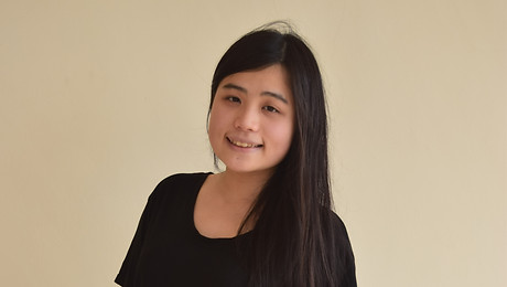 邱郁方-iloveimg-converted.jpg