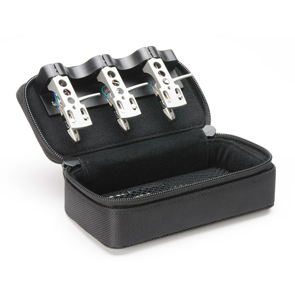 Magma Headshell Bag Svart