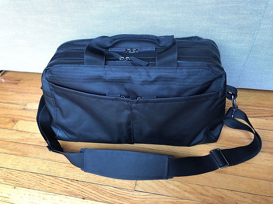 Pakt One Travel Bag Review & How I Pack My Pakt