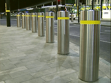 Bollards1.png