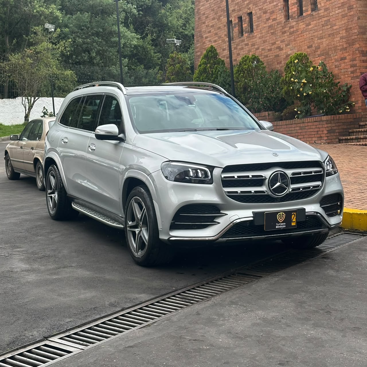 MERCEDES-BENZ GLE450 2023