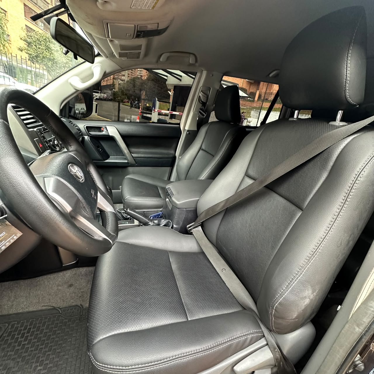TOYOTA PRADO TX 2012