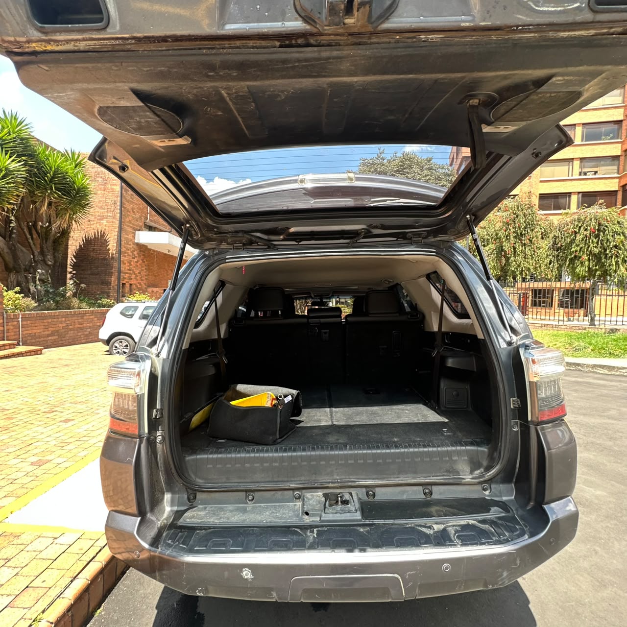 TOYOTA 4RUNNER SR5 2019