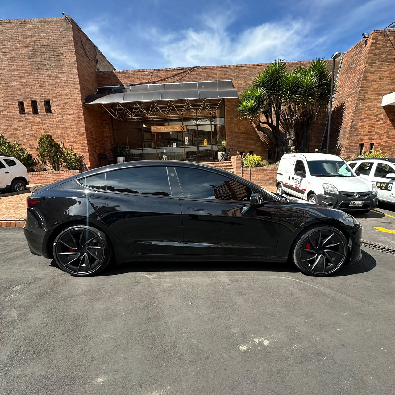 TESLA MODEL 3 PERFORMANCE 2026