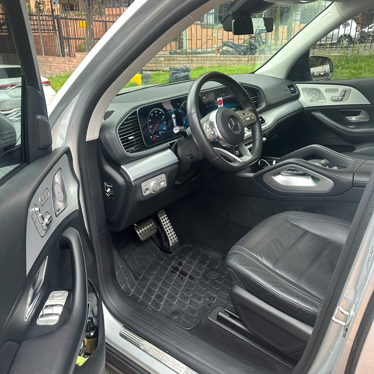 MERCEDES-BENZ GLE450 2023
