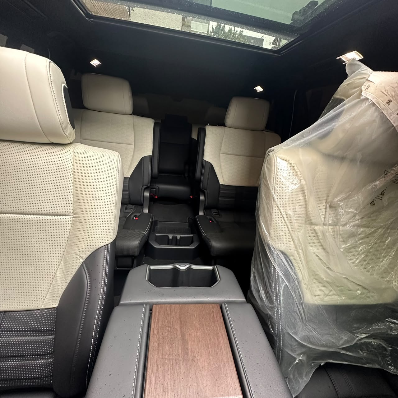 TOYOTA SEQUOIA CAPSTONE 2025