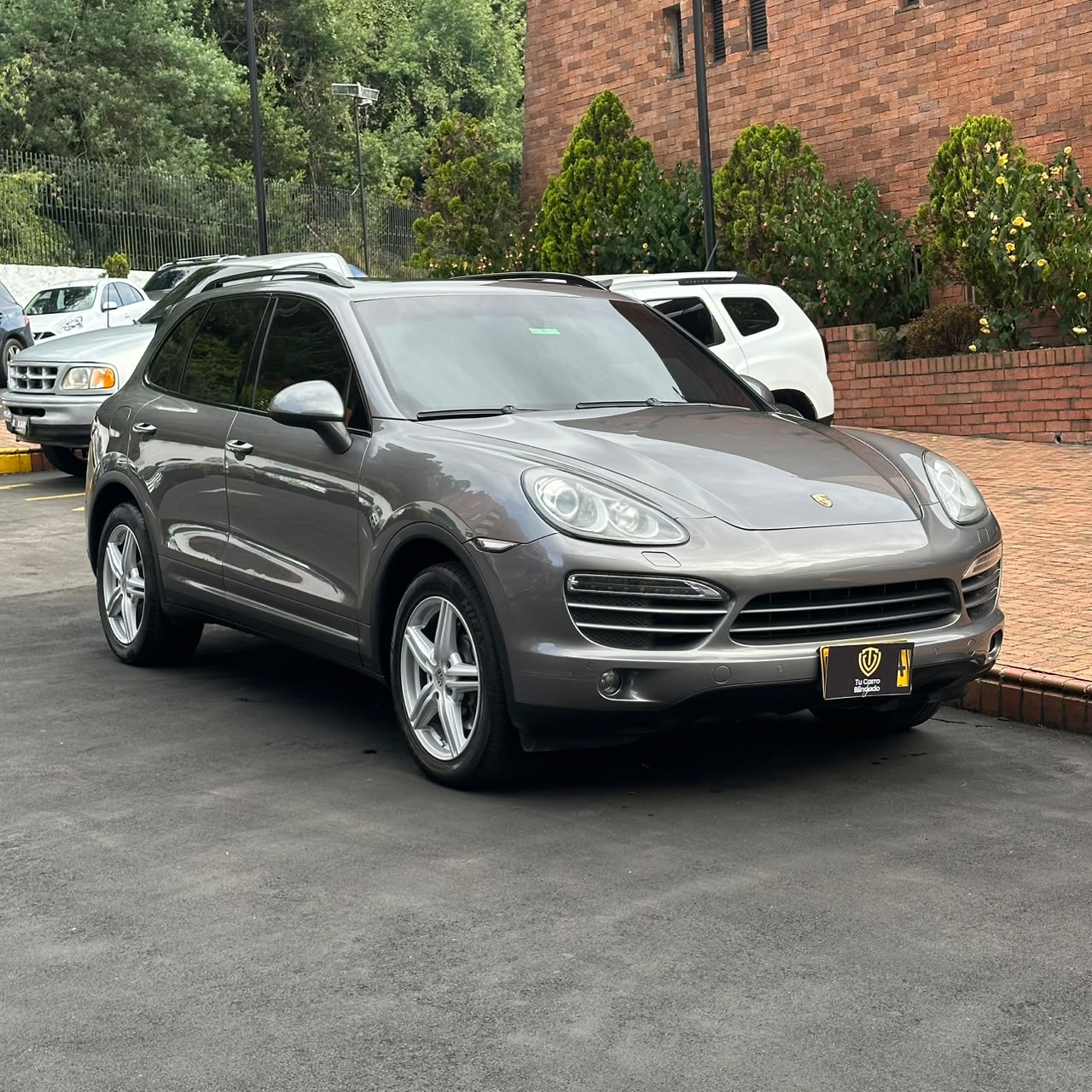 PORSCHE CAYENNE 2011