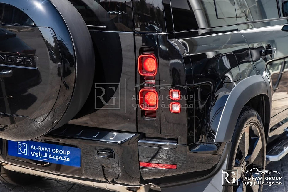 Thumbnail: Land Rover Defender 2025 Gasoline Black Edition 
