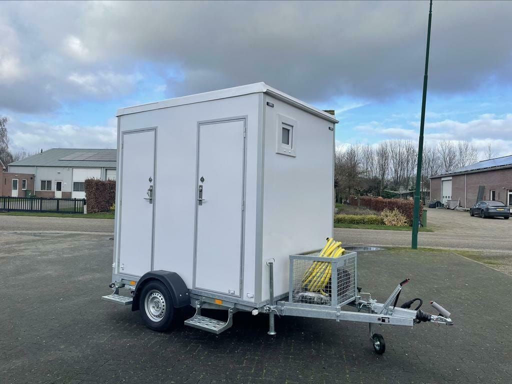 Mobile VIP Toilet (Male & Female)