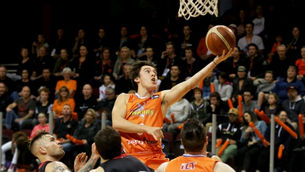 Fast finish secures win over Rams