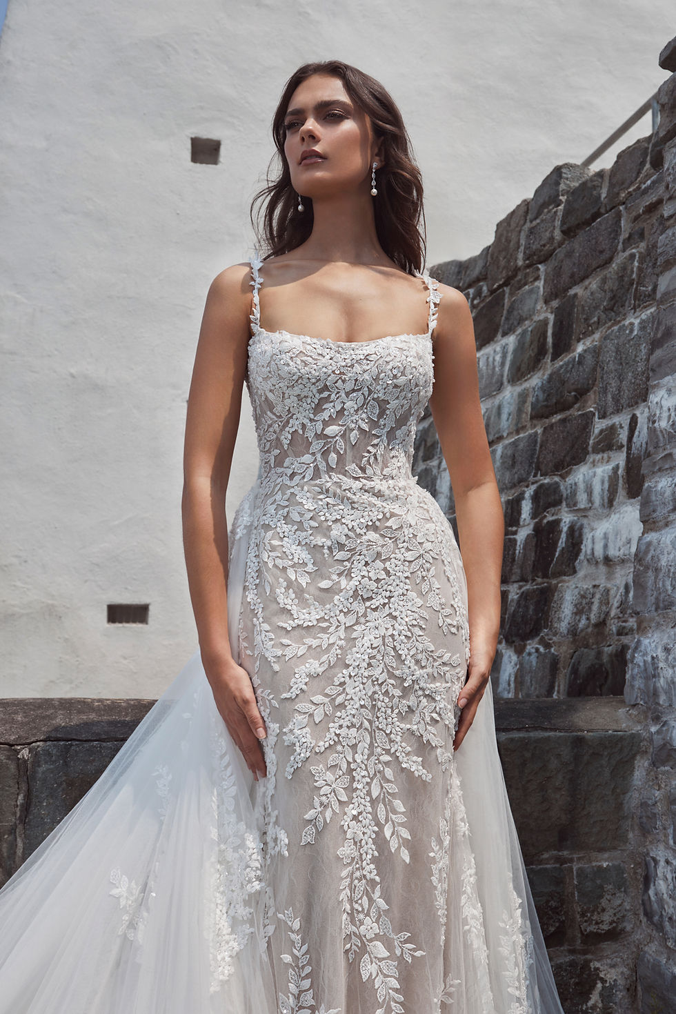 Thumbnail: Fitted detailed wedding dress
