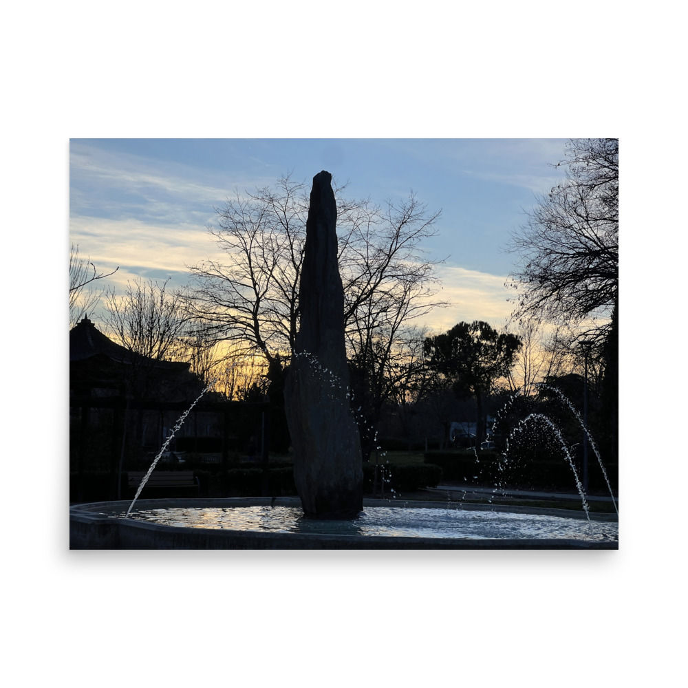 It is getting dark in the park