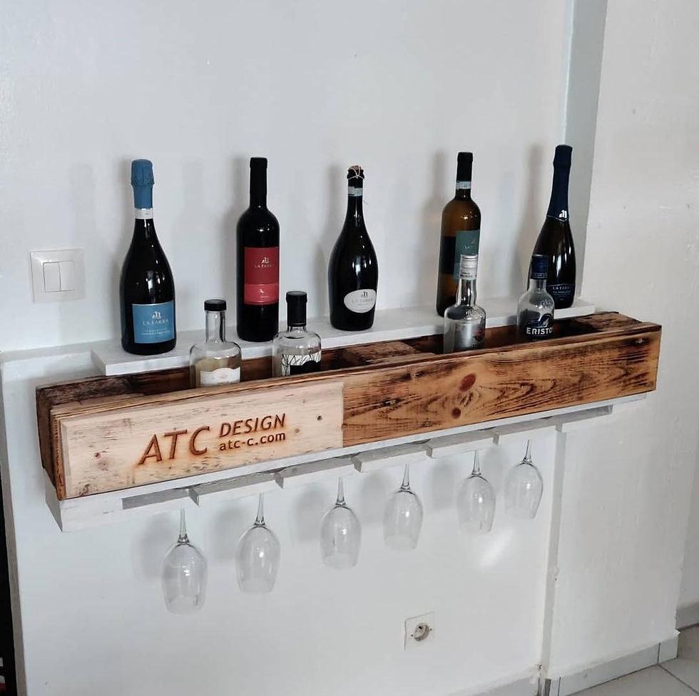 Botellero de palets casero: Cómo construir un botellero rústico con madera reciclada.