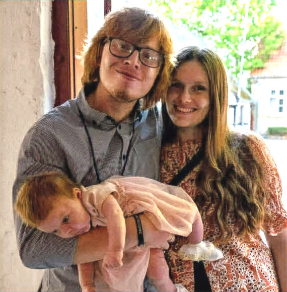 Ester Jul Helth Möglich sammen med Sofus og Sipora