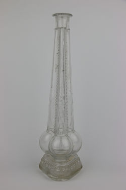 540 - Trois queues de billard