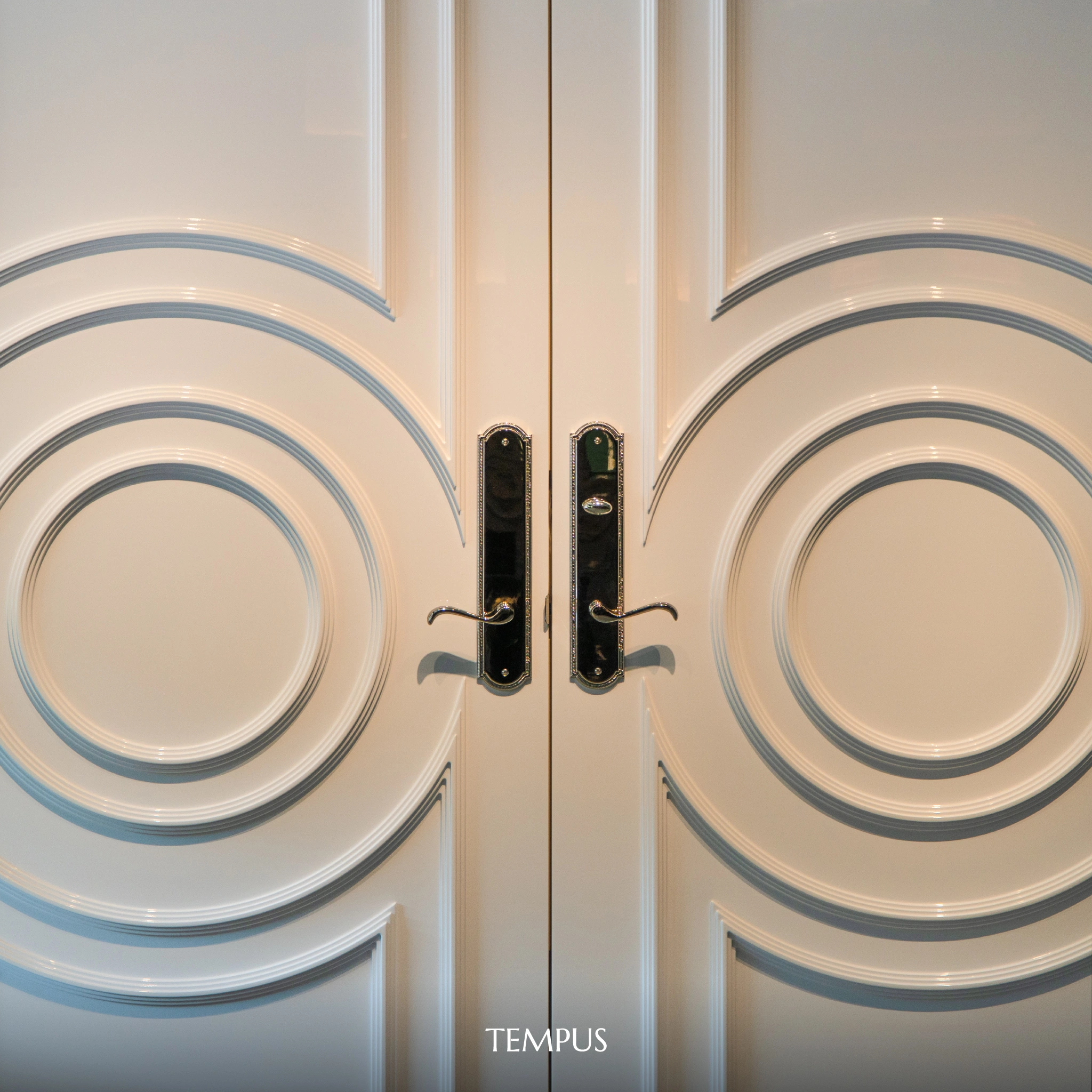 Rococo door
