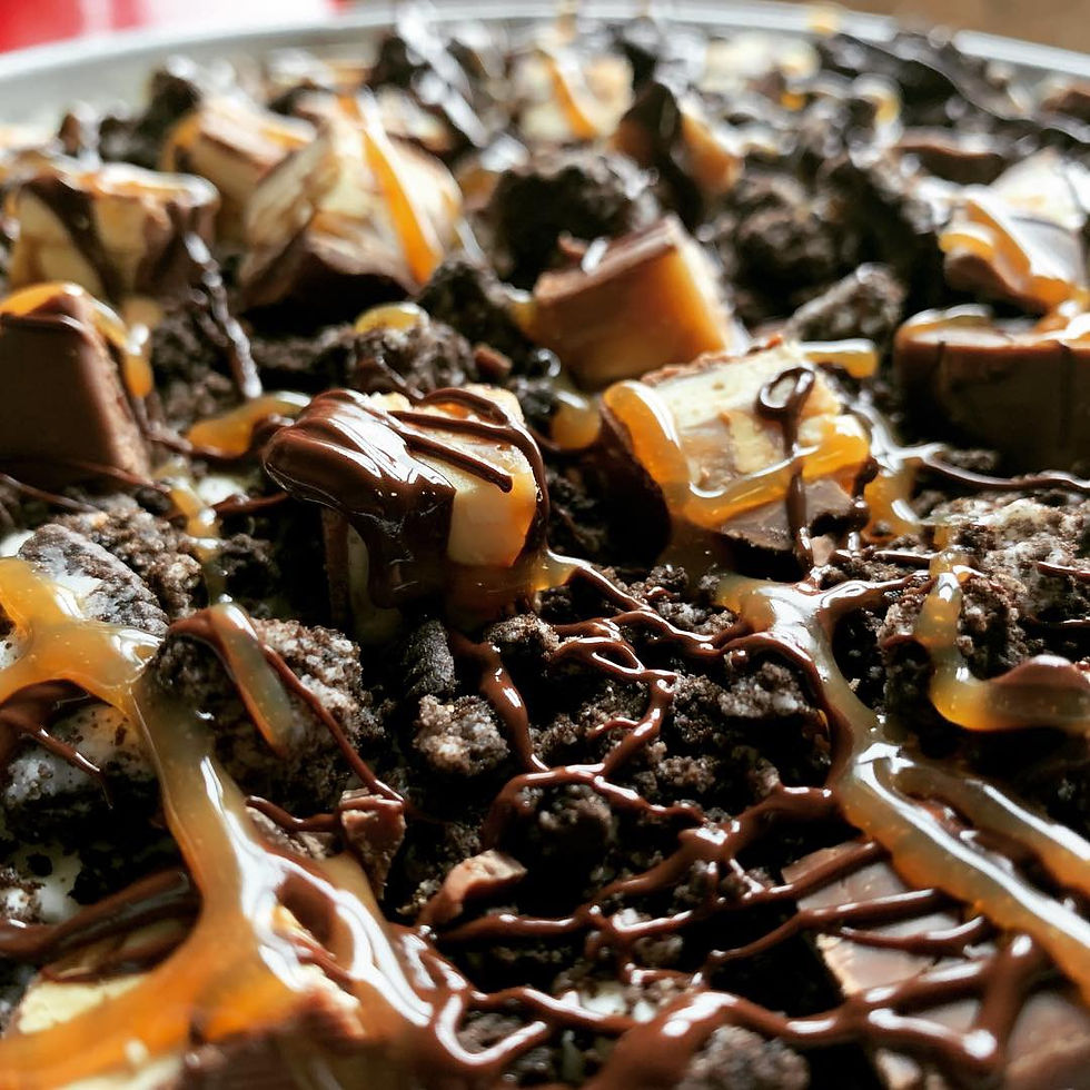 Thumbnail: Snickers Oreo Cheesecake