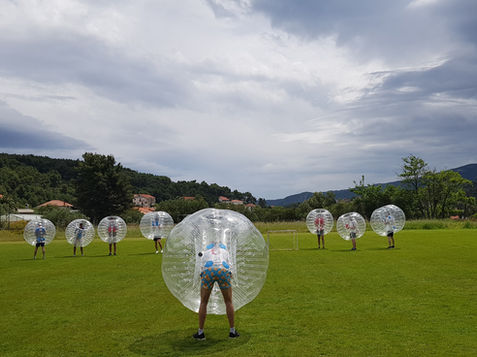 Bubble football - Nogometno igralište