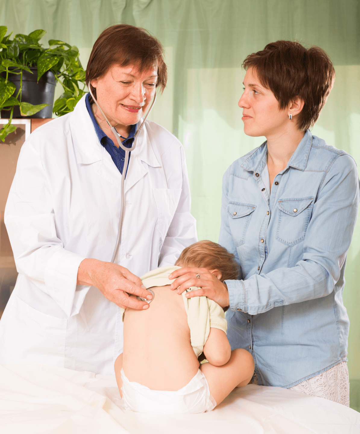 pediatrician-doctor-examining-baby-girl-2-1.png