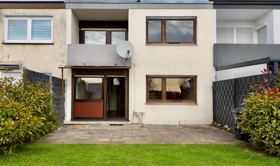 Reihenhaus mit Garten und Garage in Heilbronn-Klingenberg zu verkaufen