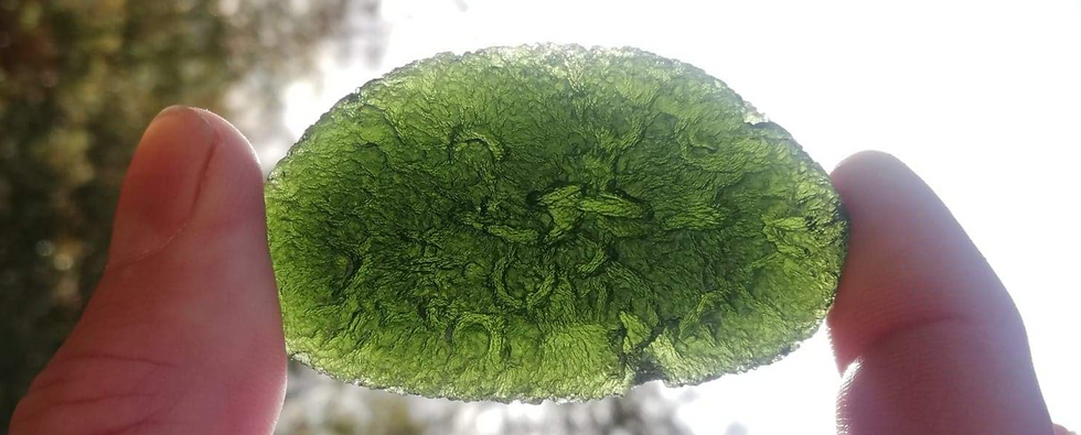 LARGE CHLUM MOLDAVITE