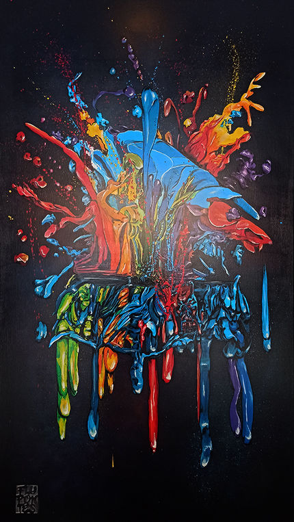 Pintura abstracta "Splash" em tela 160x90cm. Explosão de tinta spray e marcadores, cores vibrantes (azuis, vermelhos, laranjas) a escorrer e a elevar-se, simulando movimento.