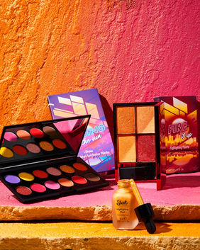Sleek_22_BAU_Fire it Up Highlighter , Chasing the Sun, Eyeshadow Palette, Highlighting Eli