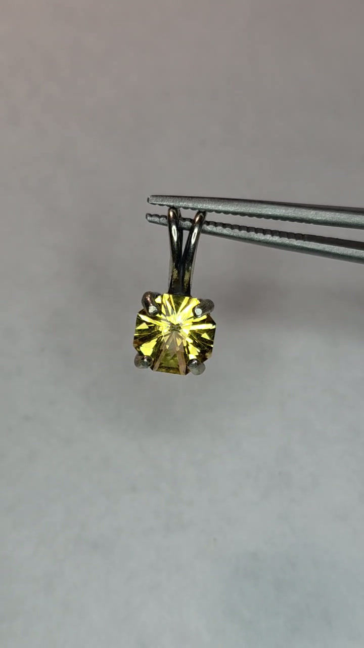 Thumbnail: Faceted Brazilian Citrine 1.46ct Star Southern Cross Cut Sterling Silver Pendant