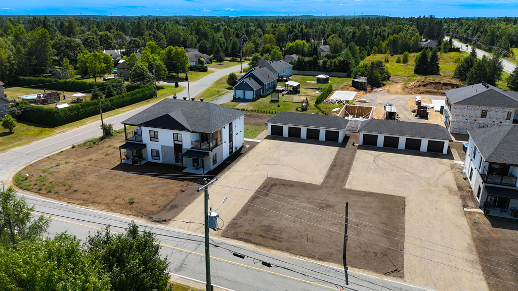 Vue aérienne du site des Habitations Chemin du Lac à Saint-Boniface.