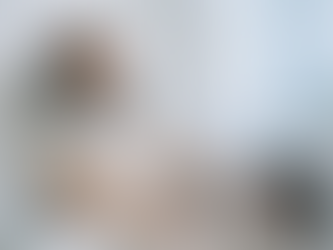 Traveler receiving a recovery IV infusion in a certified medical wellness clinic after a long flight.