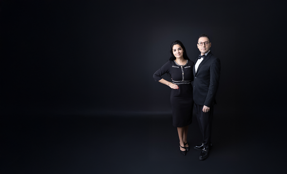 Foto del Dr. Yobal y la Dra. Rebeca