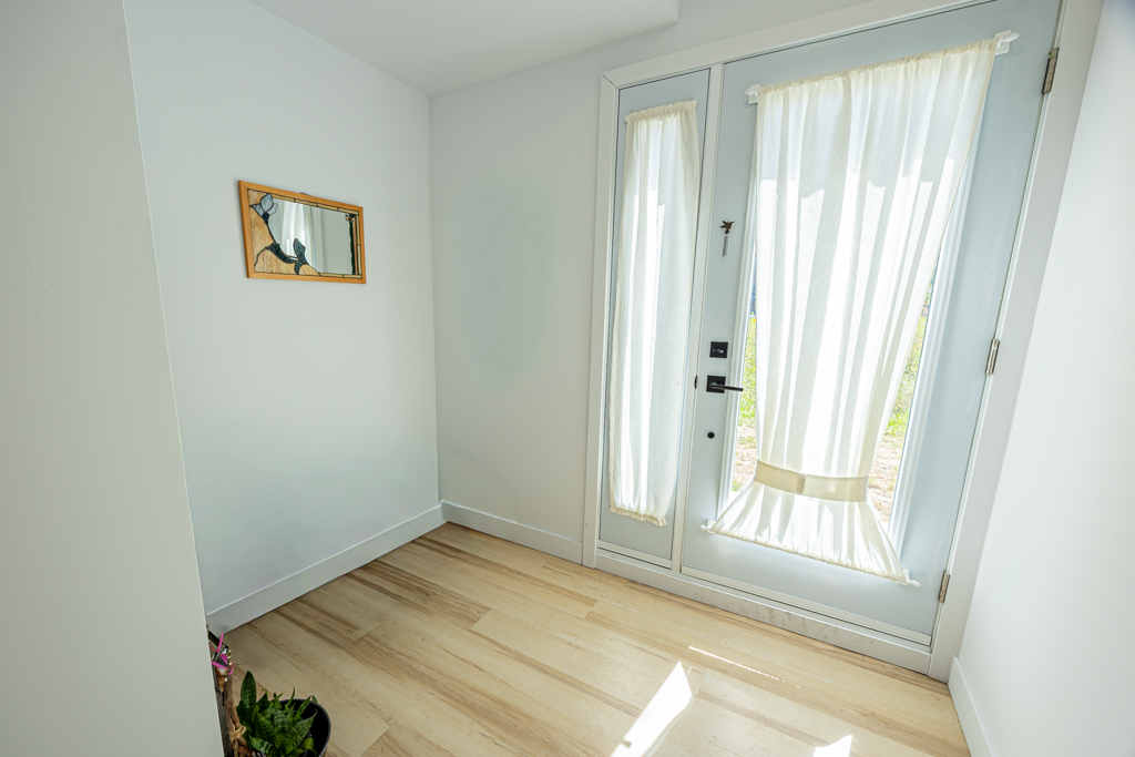 Photo intérieure représentative d’un logement 4 ½ du Domaine des Tournesols à Sainte-Flore.