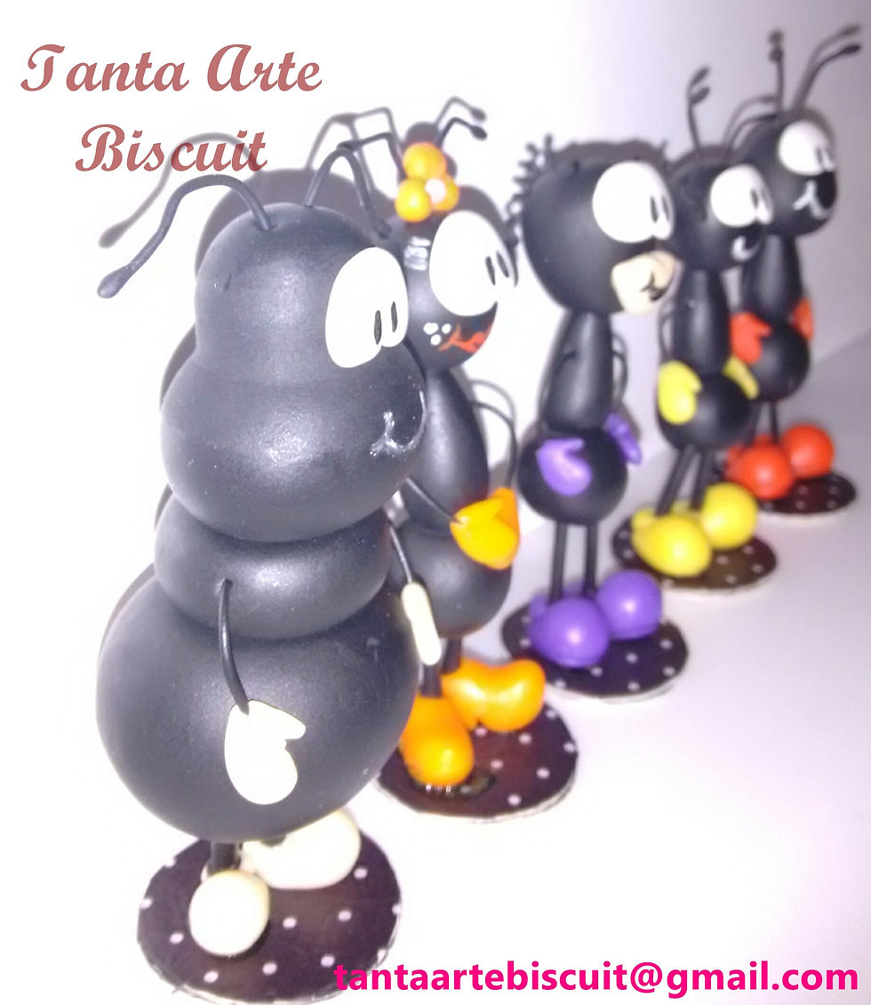 Enfeites de Decoração Turma Smilinguido em Biscuit