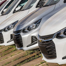 VENDAS DE AUTOMÓVEIS NO BRASIL TÊM ALTA DE 9,2% NO ANO